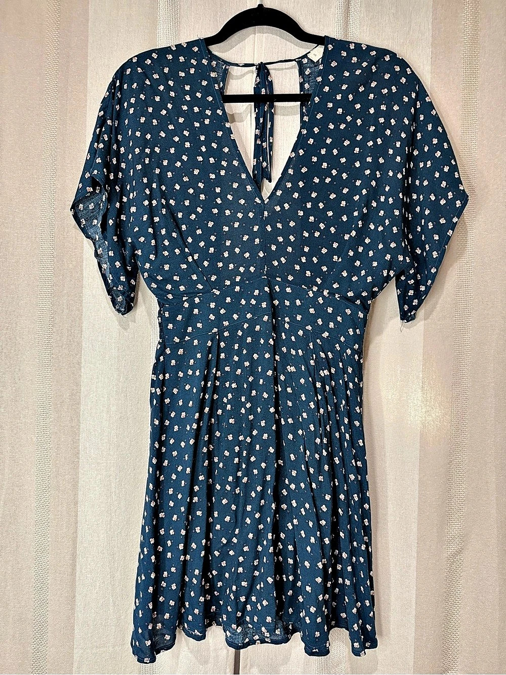 Irene’s Story Floral Mini Dress in Blue Size Small